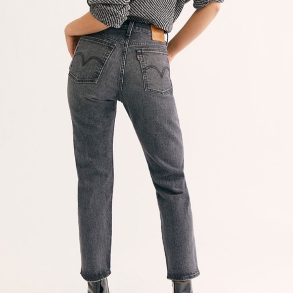 Levi’s Wedgie Straight Jeans Size 29 - Picture 2 of 13